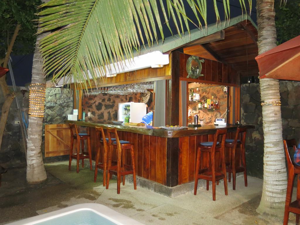 The Wooden House Hotel Puerto Villamil Dış mekan fotoğraf