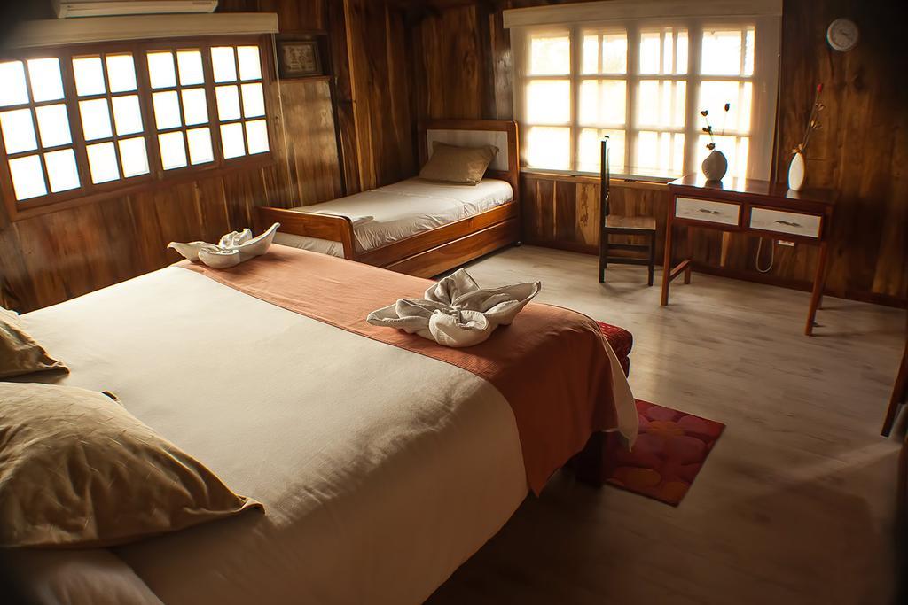 The Wooden House Hotel Puerto Villamil Dış mekan fotoğraf
