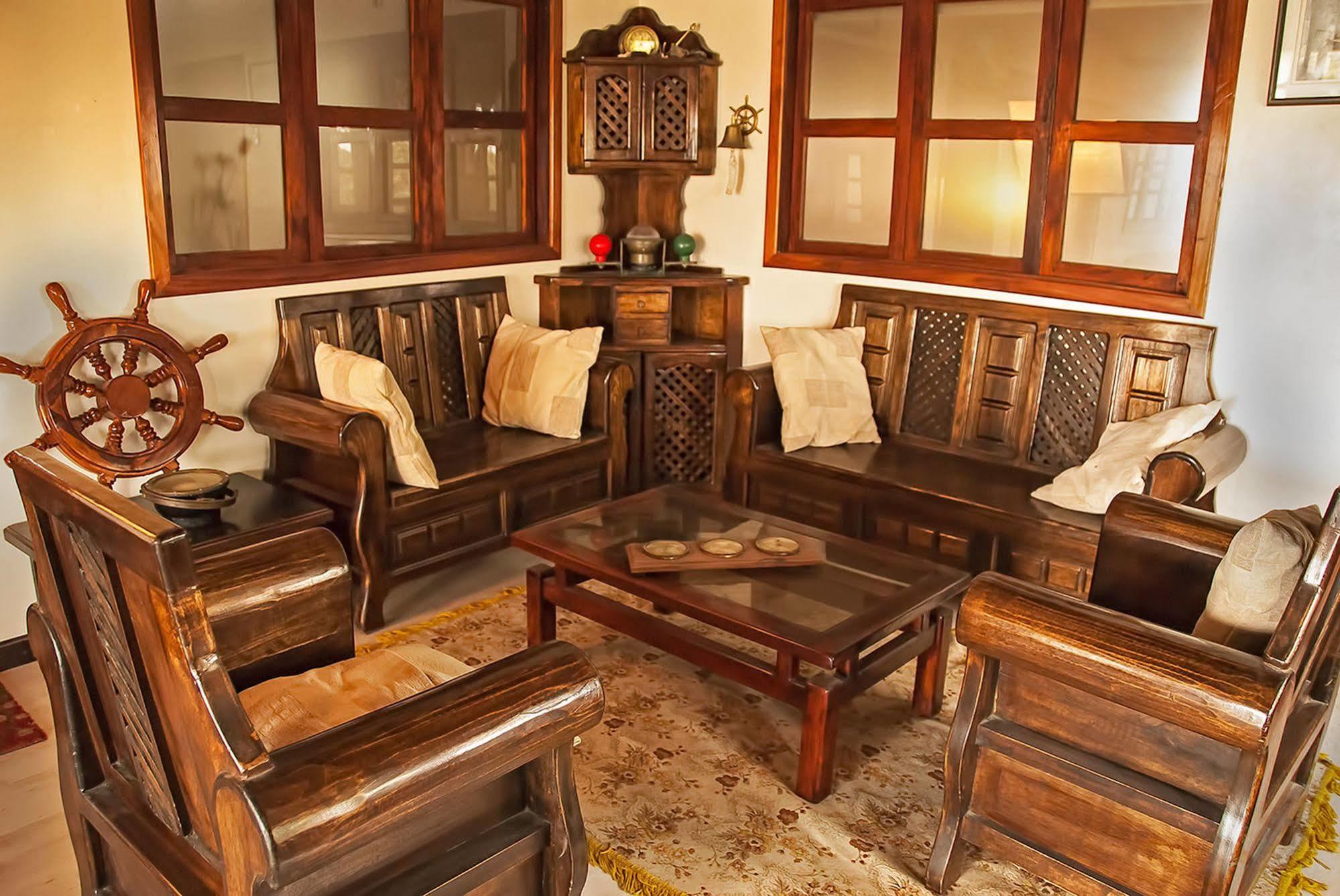 The Wooden House Hotel Puerto Villamil Dış mekan fotoğraf